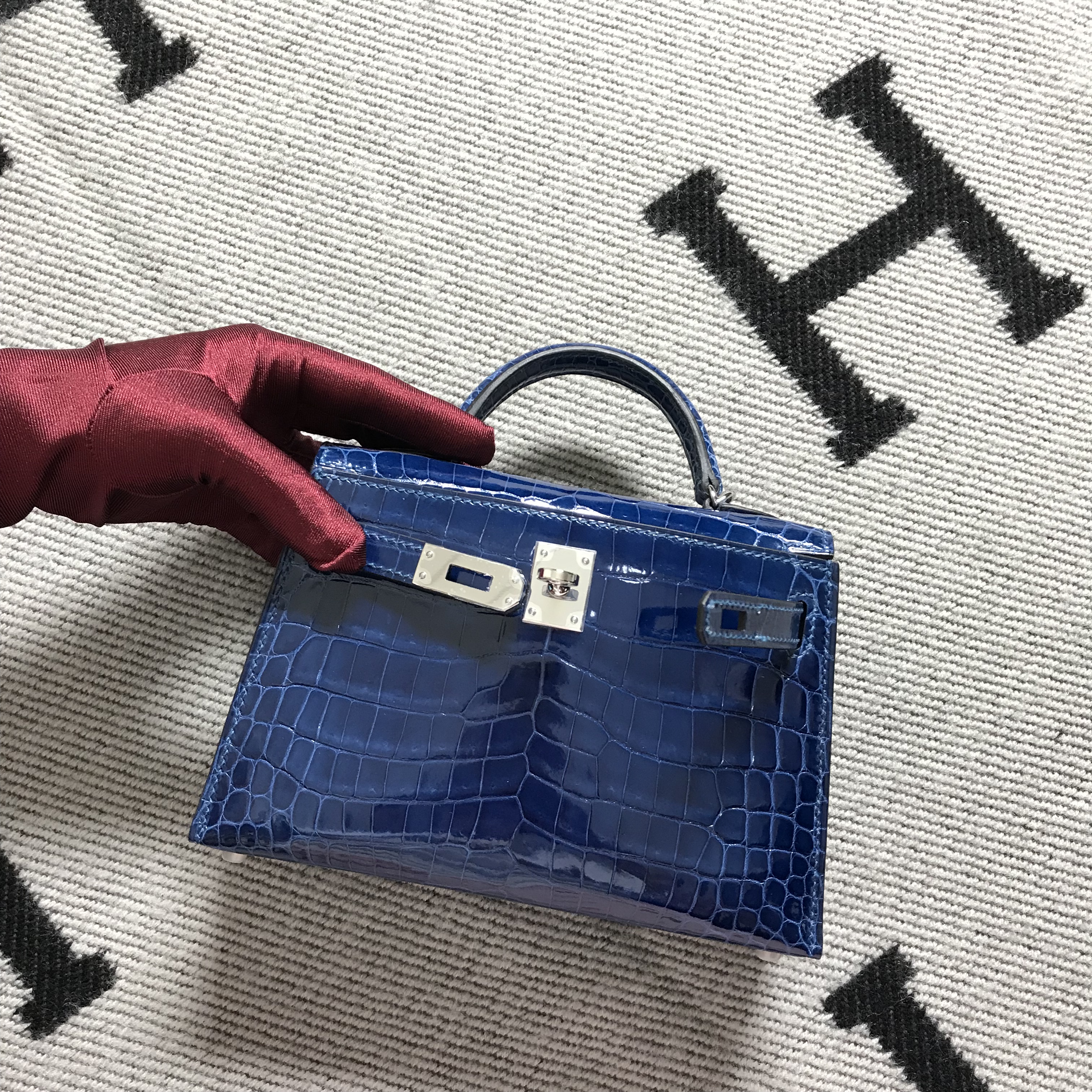Hermès（爱马仕） Mini Kelly迷你凯莉 宝蓝色 银扣 2代