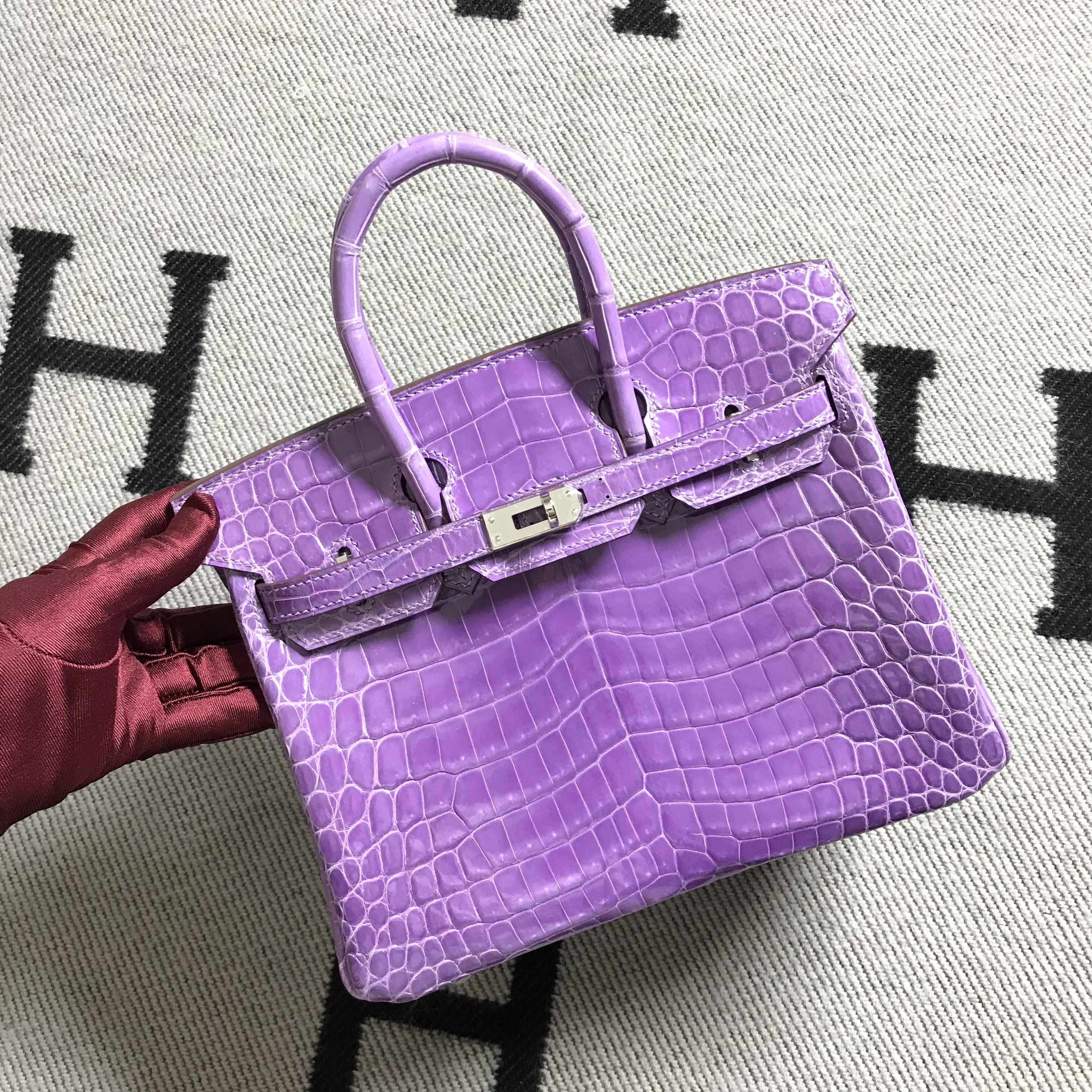 Hermès（爱马仕）Birkin 铂金包 薰衣草紫 银扣 25cm