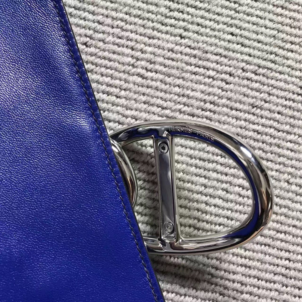 Hermès(爱马仕)猪鼻手包egee 鳄鱼亚光 电光蓝 银扣-拉尔森鳄鱼皮具定制 - 爱马仕包包官网 Hermès(爱马仕)猪鼻手包egee 鳄鱼亚光 电光蓝 银扣