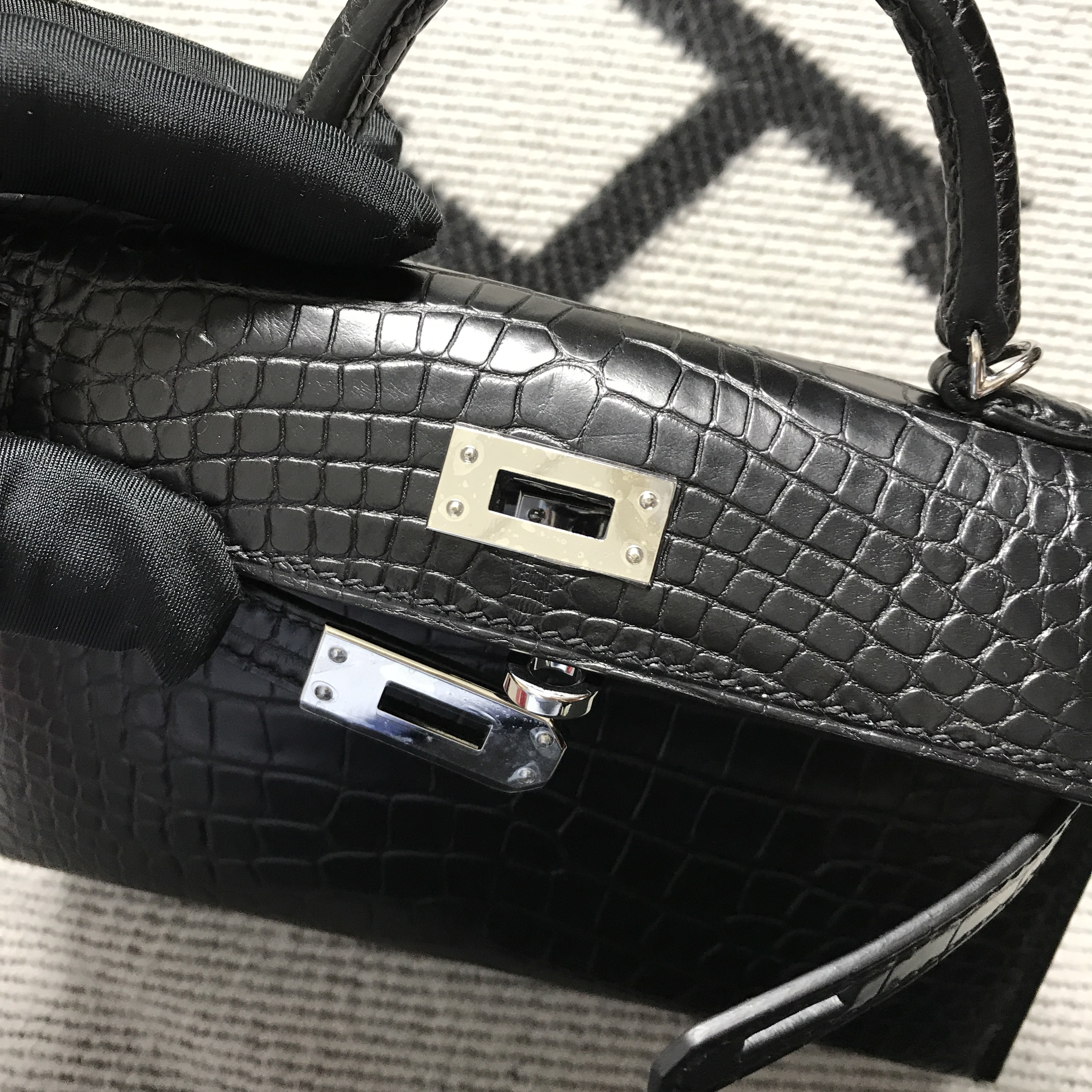 Hermès（爱马仕） Mini Kelly迷你凯莉 美洲黑雾面 银扣 2代