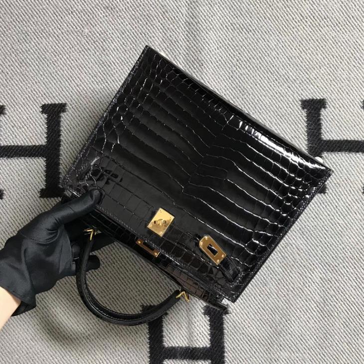 Hermès（爱马仕）Kelly 凯莉包 黑色 金扣 25cm