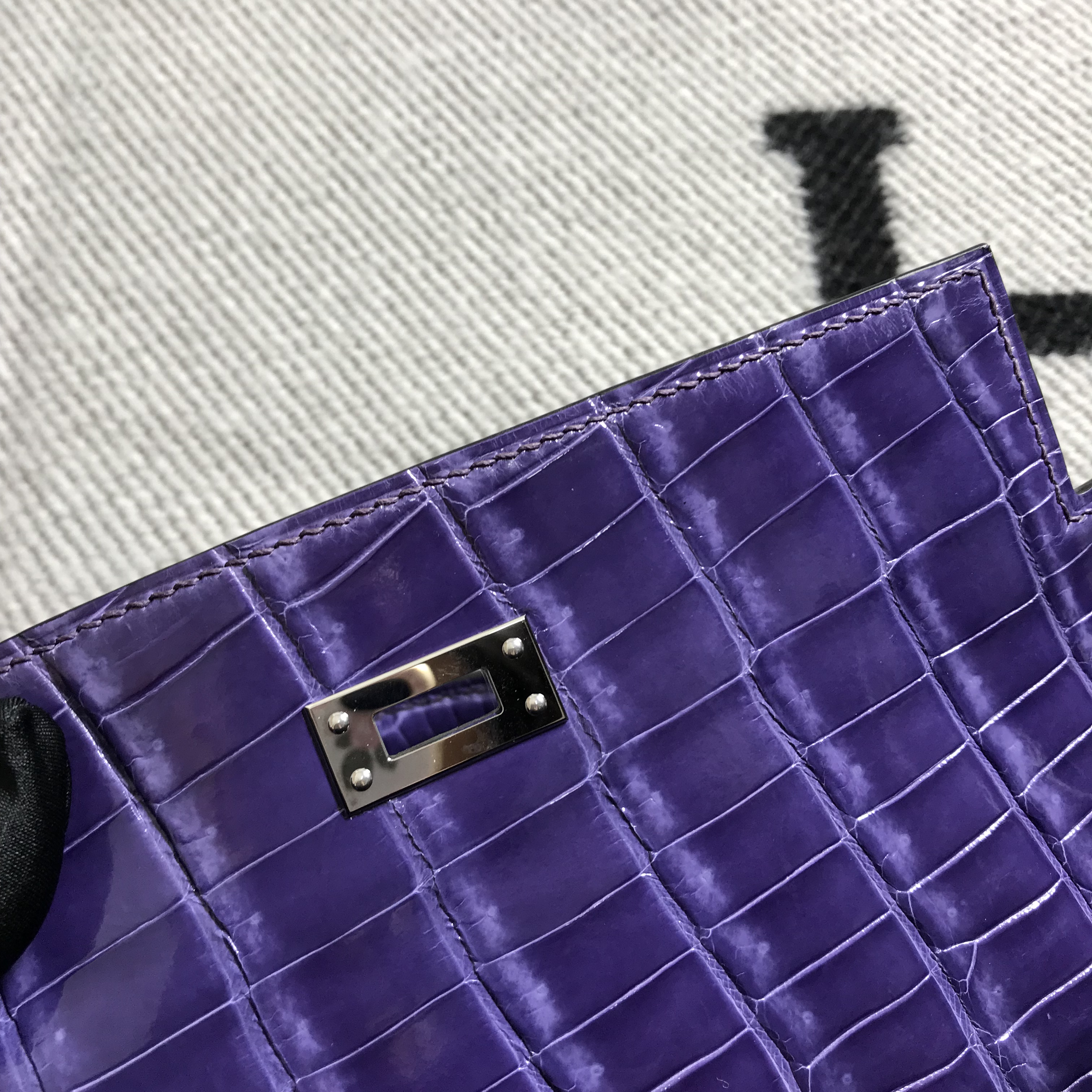 Hermès(爱马仕)Kelly 凯莉包 水晶紫 银扣 25cm-拉尔森鳄鱼皮具定制 - 爱马仕包包官网 Hermès(爱马仕)Kelly 凯莉包 水晶紫 银扣 25cm