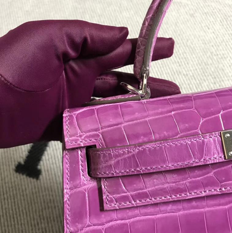 Hermès（爱马仕） Kelly凯莉包 紫色  银扣 28cm