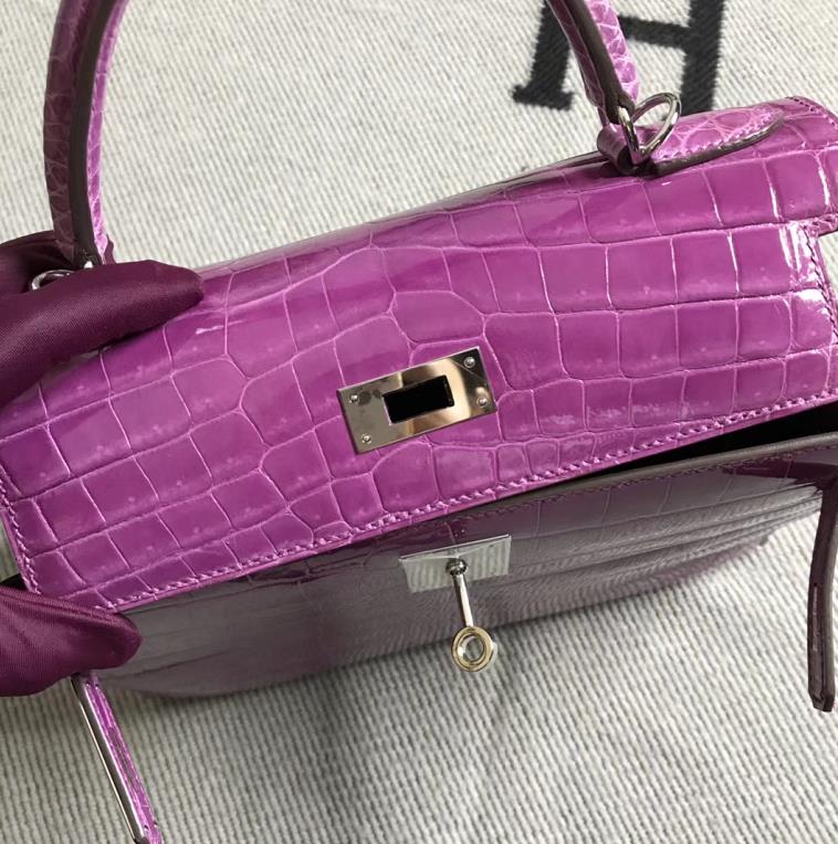 Hermès（爱马仕） Kelly凯莉包 紫色  银扣 28cm