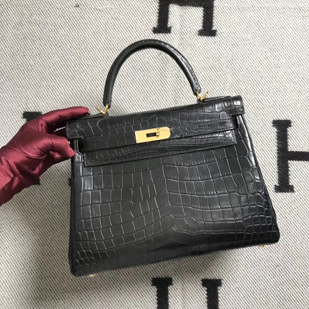 Hermès（爱马仕） Kelly凯莉包 亚黑 金扣 28cm