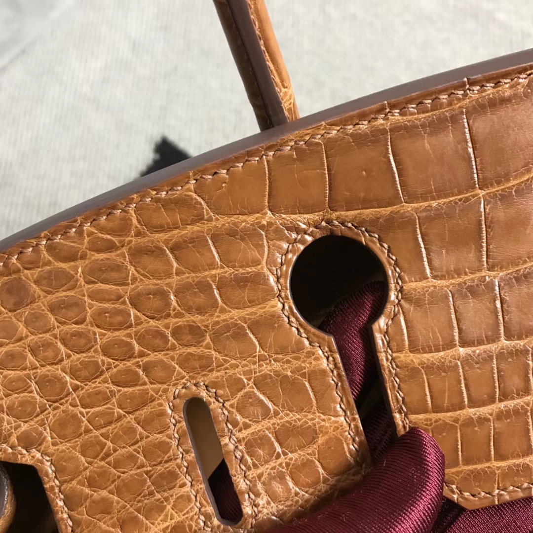 Hermès（爱马仕）Birkin 铂金包 咖啡色 鳄鱼纹 银扣 30cm