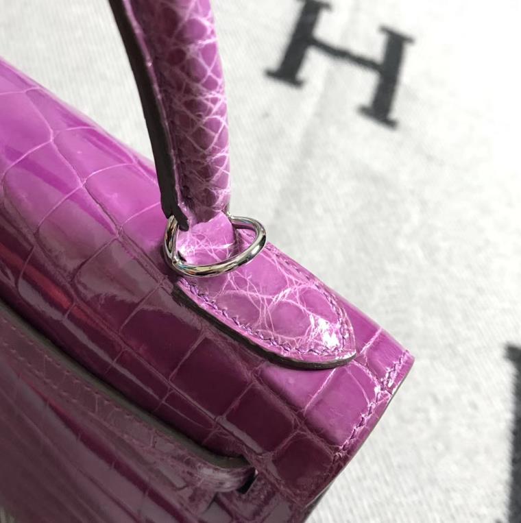 Hermès(爱马仕) Kelly凯莉包 紫色 银扣 28cm-拉尔森鳄鱼皮具定制 - 爱马仕包包官网 Hermès(爱马仕) Kelly凯莉包 紫色 银扣 28cm