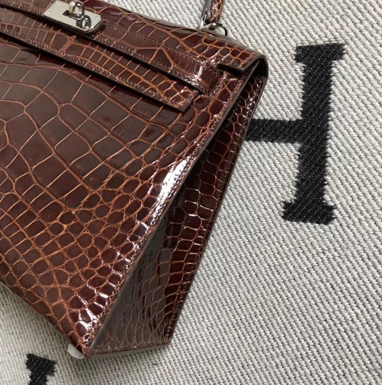 Hermès(爱马仕) Kelly凯莉包 美洲咖啡色 银扣 28cm-拉尔森鳄鱼皮具定制 - 爱马仕包包官网 Hermès(爱马仕) Kelly凯莉包 美洲咖啡色 银扣 28cm