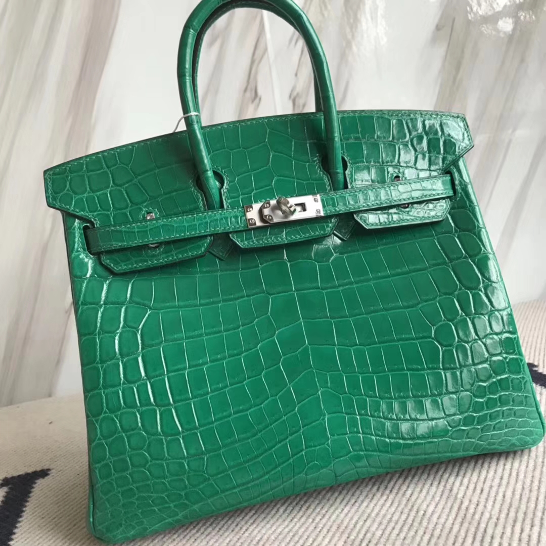 Hermès（爱马仕）Birkin25cm Crocodile shiny 亮面鳄鱼 6Ｑ 翡翠绿 银扣