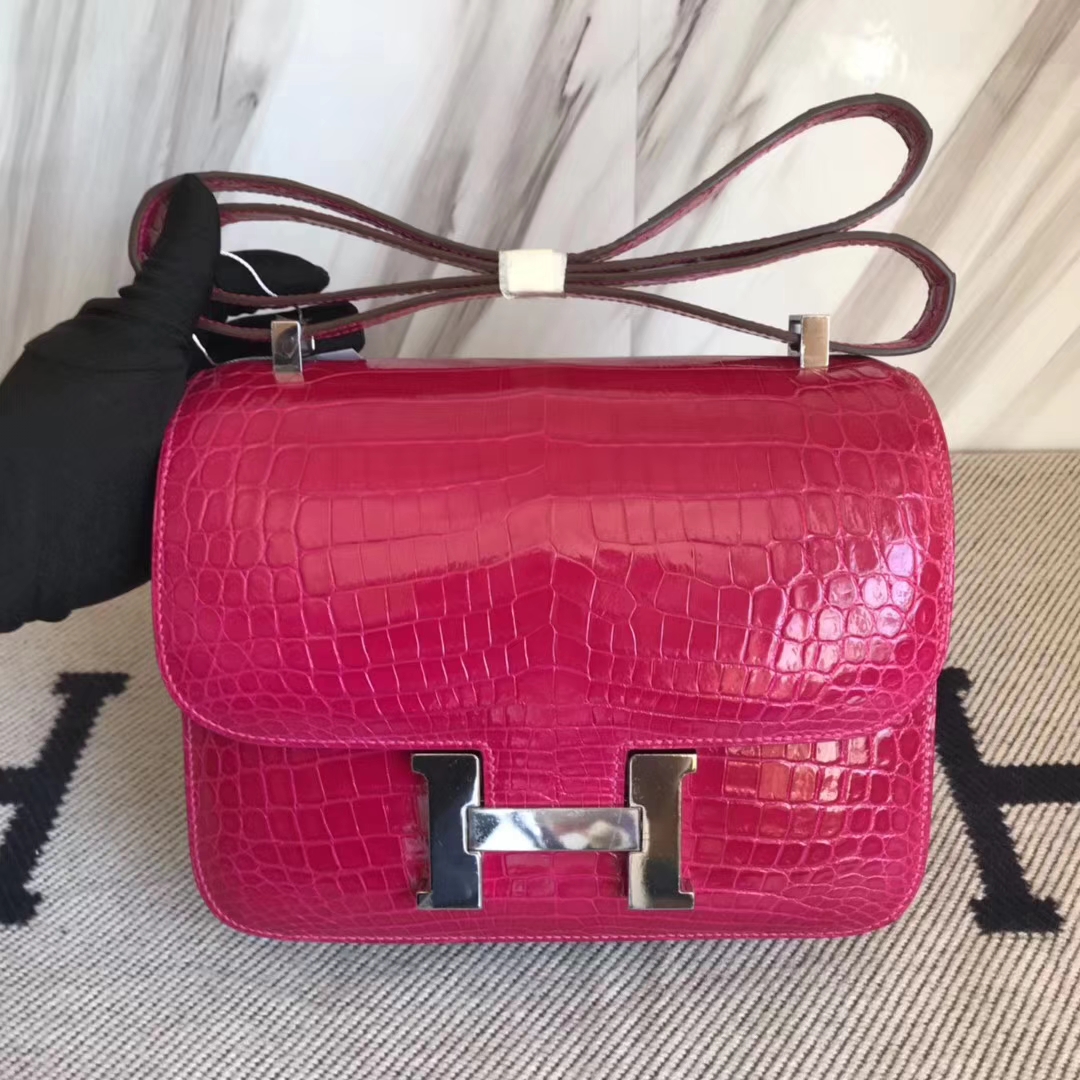 Hermès（爱马仕）Constance24cm Crocodile shiny 亮面鳄鱼 J5 天方夜谭粉紫  银扣