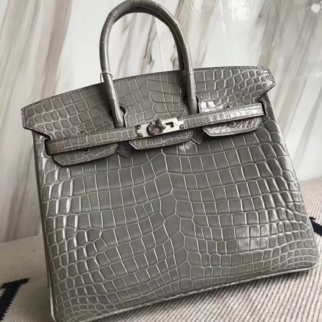 Hermès(爱马仕)Birkin25cm Crocodile shiny 亮面鳄鱼 M8 巴黎灰 银扣-拉尔森鳄鱼皮具定制 - 爱马仕包包官网 Hermès(爱马仕)Birkin25cm Crocodile shiny 亮面鳄鱼 M8 巴黎灰 银扣
