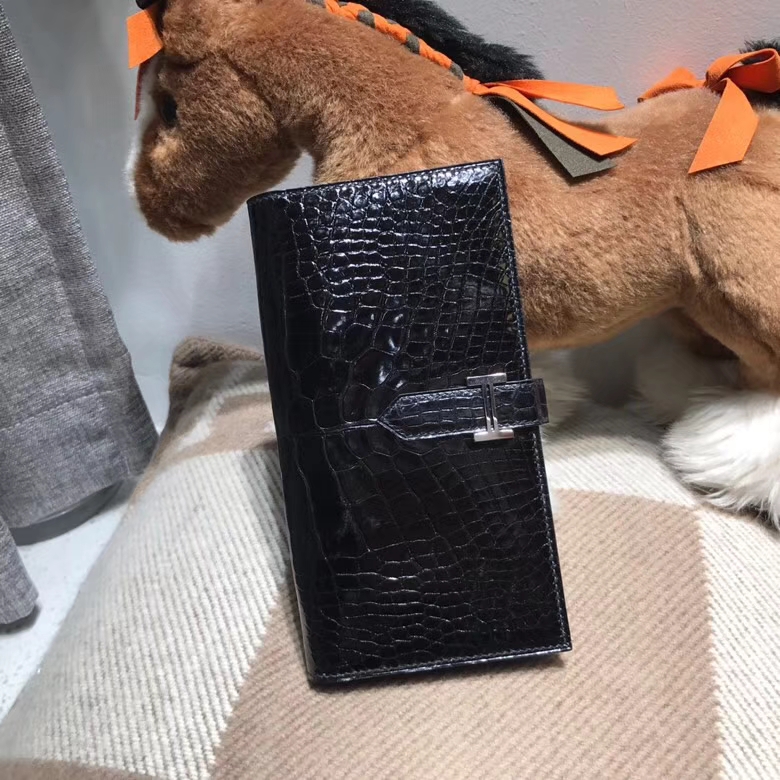 Hermès(爱马仕)bearn两折钱夹光面黑色 nior ck89 银扣 最经典不衰的颜色-拉尔森鳄鱼皮具定制 - 爱马仕包包官网 Hermès(爱马仕)bearn两折钱夹光面黑色 nior ck89 银扣 最经典不衰的颜色