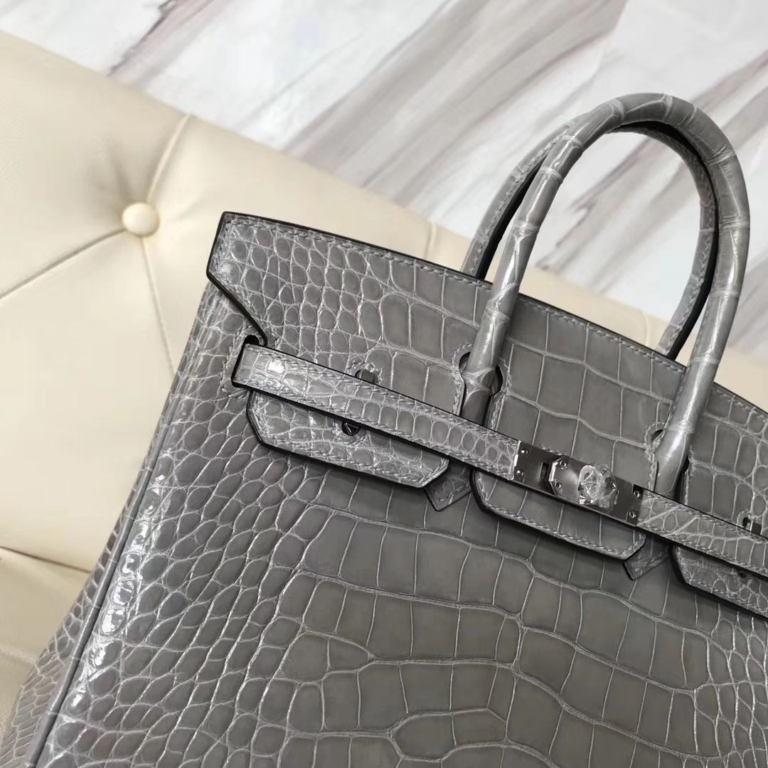 Hermès（爱马仕）Birkin25cm Alligator shiny亮面鳄鱼 浅灰 银扣 气质灰 现货