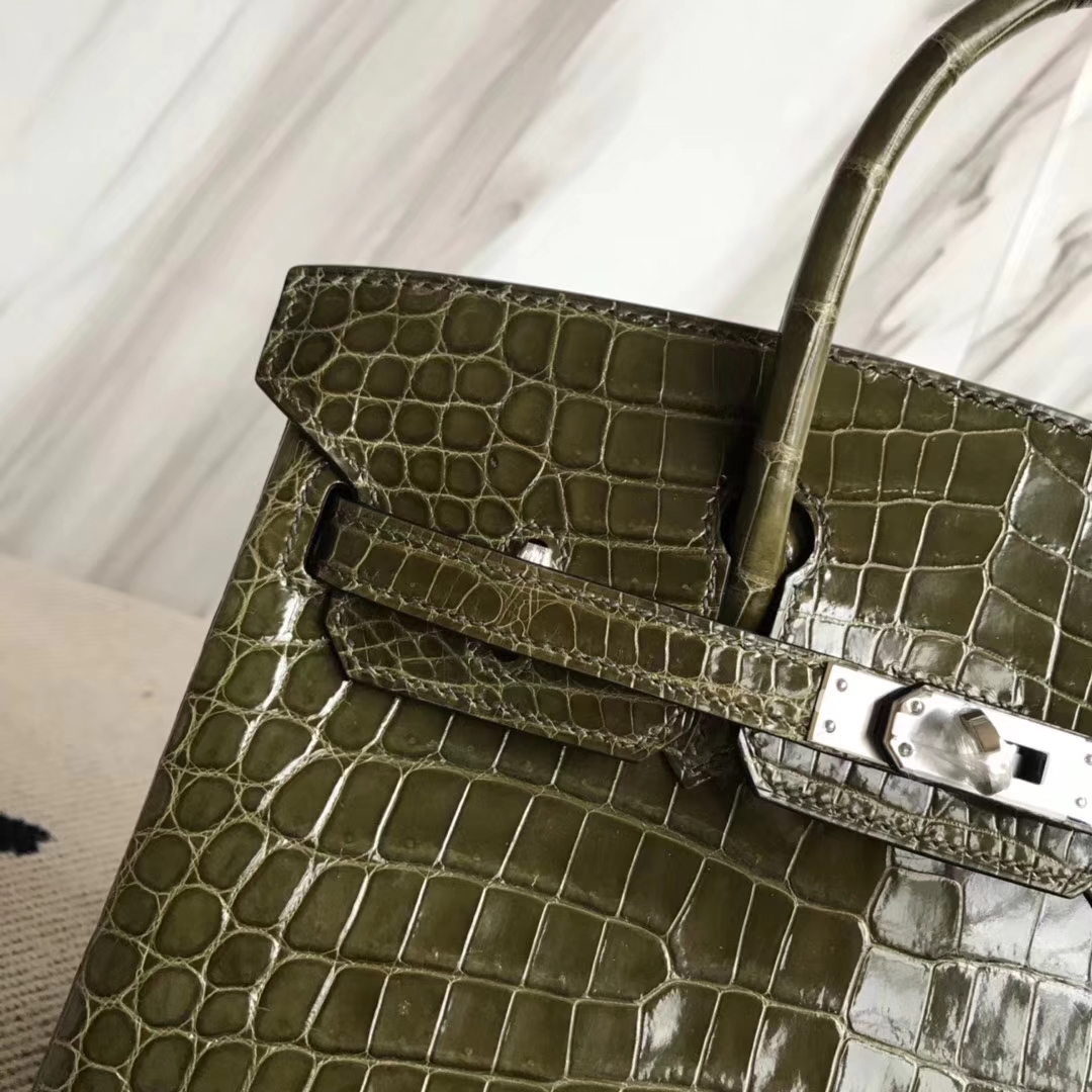 Hermès（爱马仕）Birkin25cm Crocodile shiny 亮面鳄鱼 6H 橄榄绿 银扣
