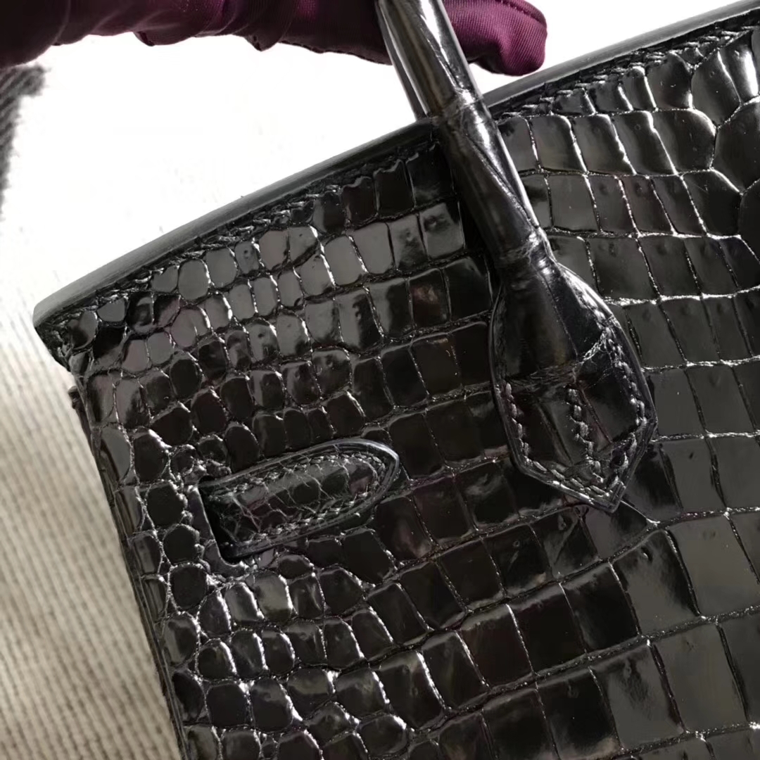 Hermès（爱马仕）亮面湾鳄鱼倒V birkin 25 经典黑金