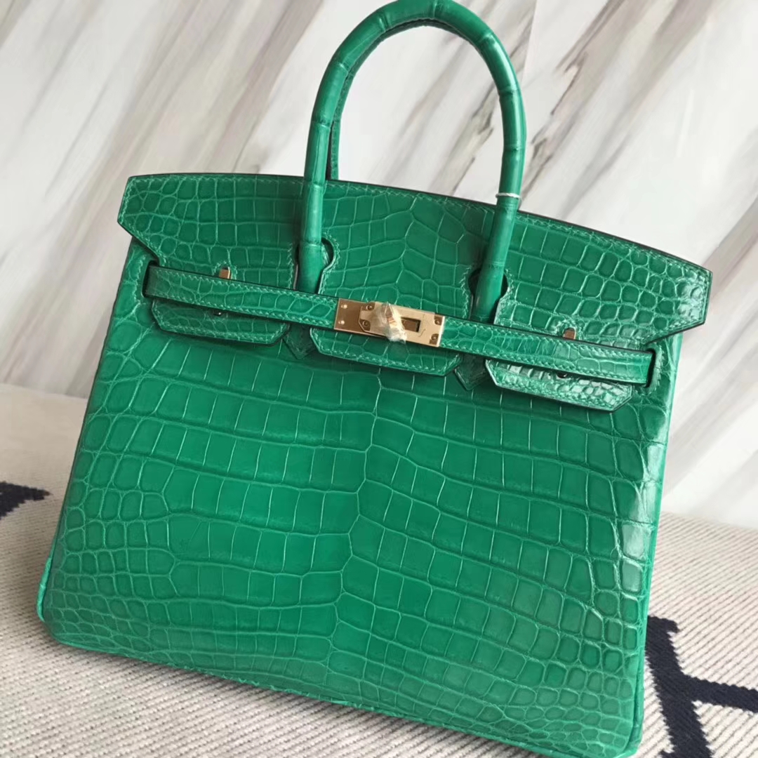 Hermès(爱马仕)Birkin25cm Crocodile shiny 亮面鳄鱼 6Q 翡翠绿 金扣-拉尔森鳄鱼皮具定制 - 爱马仕包包官网 Hermès(爱马仕)Birkin25cm Crocodile shiny 亮面鳄鱼 6Q 翡翠绿 金扣