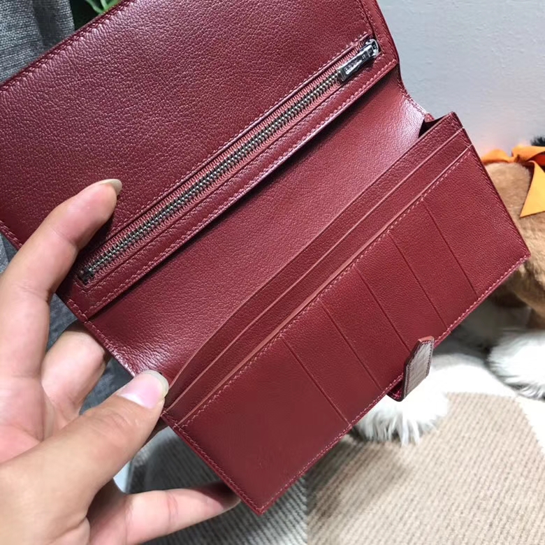 Hermès（爱马仕）bearn两折钱夹亮面鳄鱼皮（方块）F5 Bourgogne 勃艮第酒红 银扣 美洲鳄鱼