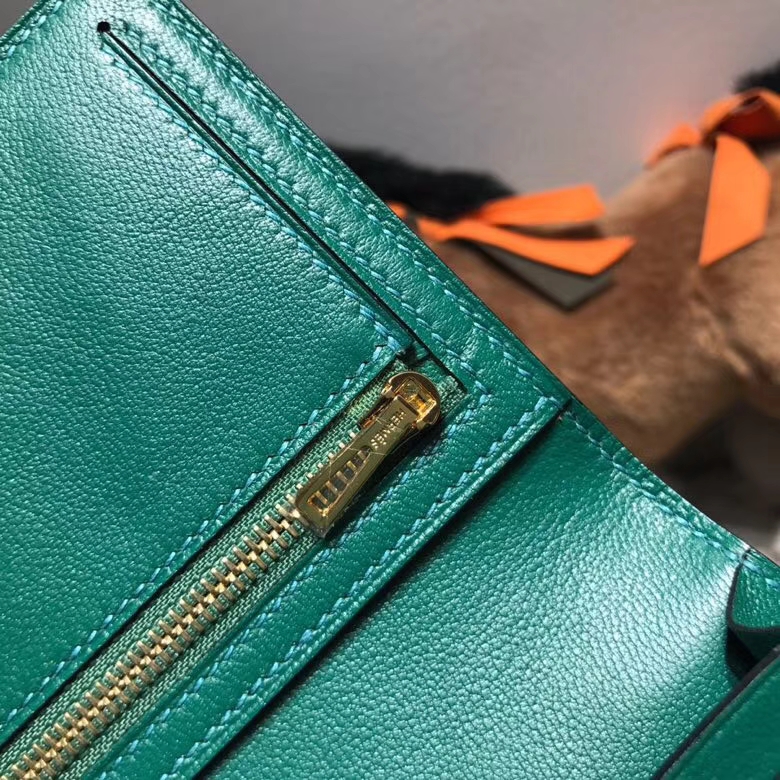 Hermès（爱马仕）bearn两折钱夹鸵鸟皮 U4 Vertigo 丝绒绿 金扣