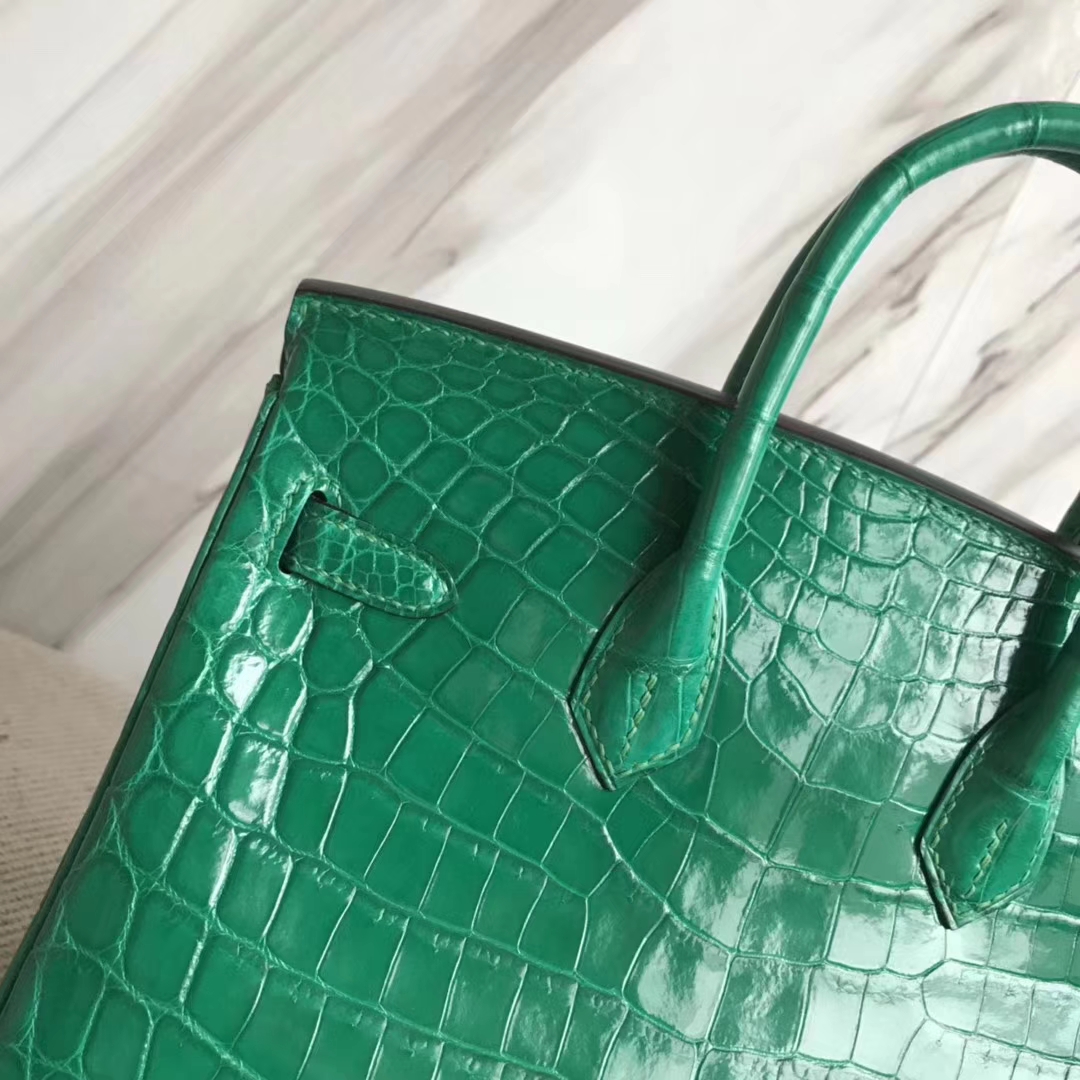 Hermès（爱马仕）Birkin25cm Crocodile shiny 亮面鳄鱼 6Ｑ 翡翠绿 银扣