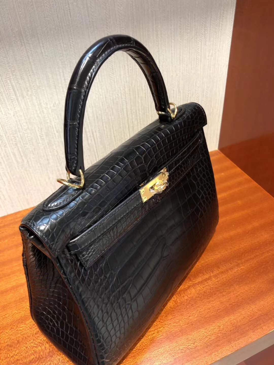 Hermès（爱马仕）Kelly25cm Matt alligator crocodile  ck89黑色 蜡线全手工 金扣