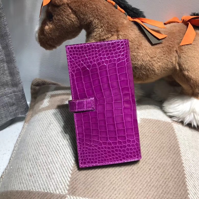 Hermès（爱马仕）Bearn两折钱夹 P9 Anemone海葵紫色 银扣 紫中带蓝的颜色