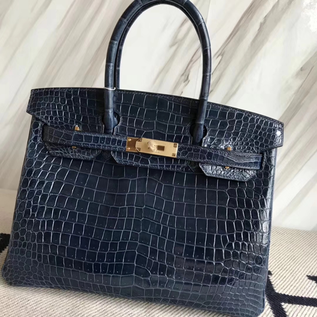 Hermès(爱马仕)Birkin30cm Porosus shiny 亮面澳洲湾鳄 N7 风暴蓝 金扣 现货-拉尔森鳄鱼皮具定制 - 爱马仕包包官网 Hermès(爱马仕)Birkin30cm Porosus shiny 亮面澳洲湾鳄 N7 风暴蓝 金扣 现货