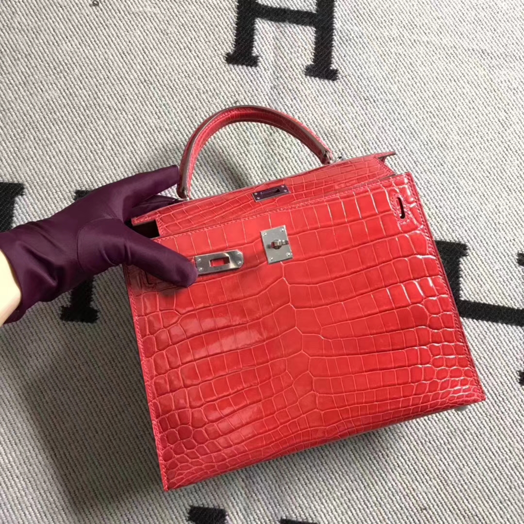 Hermès（爱马仕）亮面鳄鱼两点 银扣 法拉利红色
