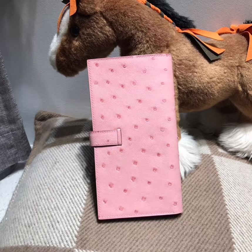 Hermès（爱马仕）bearn两折钱夹鸵鸟皮1Q Rose Confetti奶昔粉色 银扣