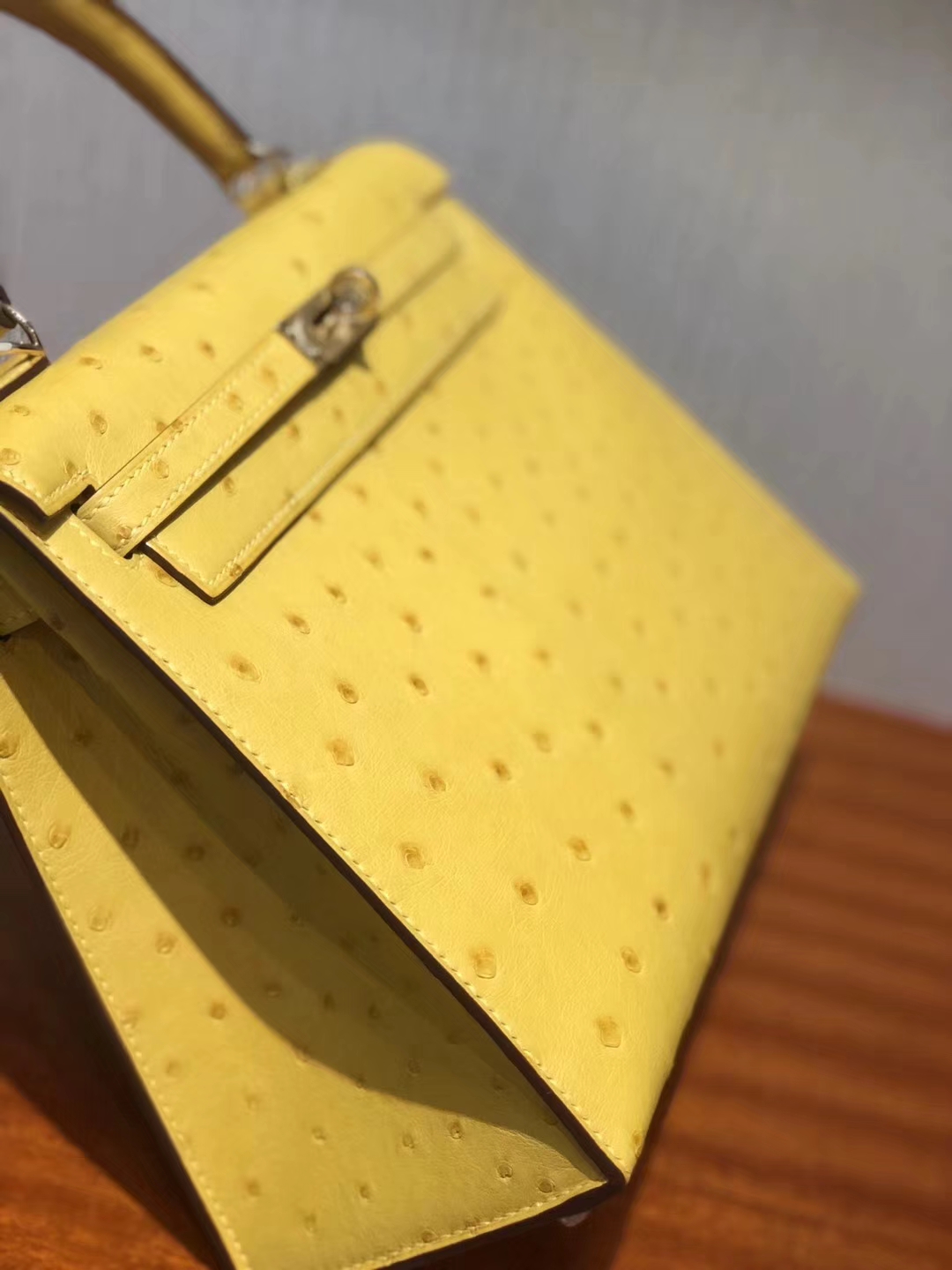 Hermès（爱马仕）Kelly25cm ostrich kk鸵鸟 9D琥珀黄 蜡线全手工 金扣