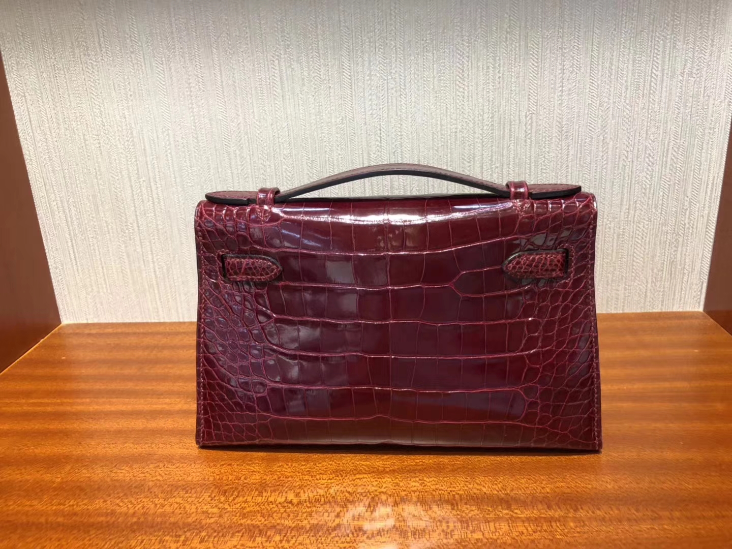 Hermès（爱马仕）Minikelly pochette 22cm Alligator shiny 亮面 F5 勃艮第酒红 新酒红 银扣