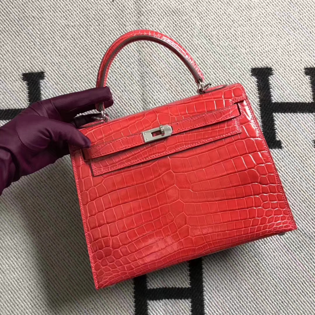 Hermès(爱马仕)亮面鳄鱼两点 银扣 法拉利红色-拉尔森鳄鱼皮具定制 - 爱马仕包包官网 Hermès(爱马仕)亮面鳄鱼两点 银扣 法拉利红色