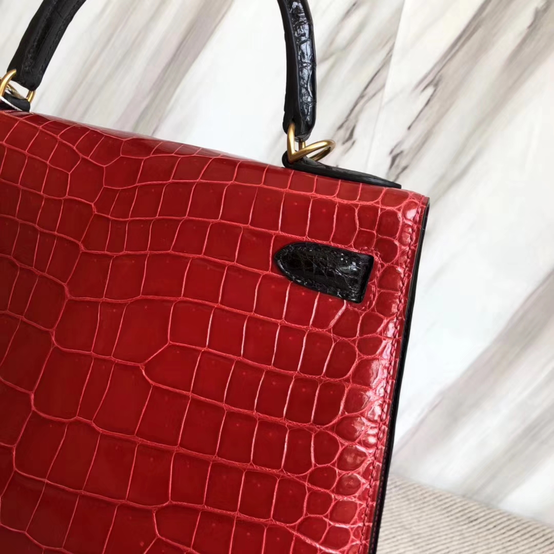 Hermès（爱马仕）Kelly28cm Porosus shiny 亮面 澳洲湾鳄鳄鱼 ck95 法拉利红ck89 黑色  马蹄印金扣