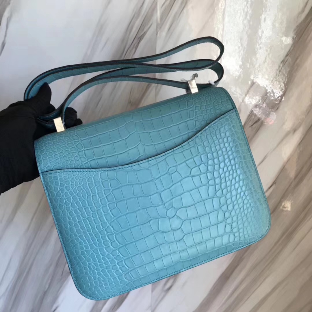 Hermès（爱马仕）Constance24cm Alligator matt 雾面鳄鱼  3Z 圣西尔蓝 银扣