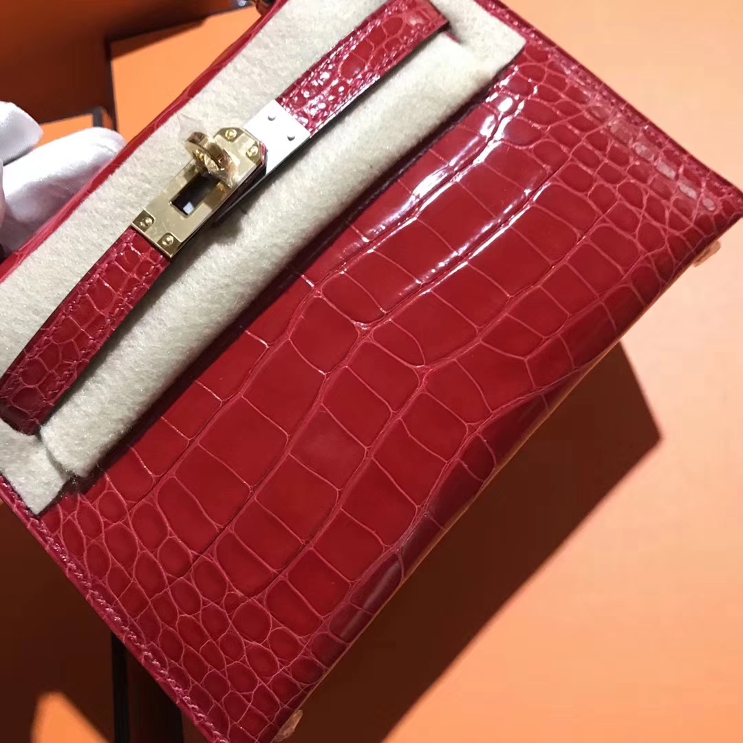 Hermès（爱马仕）Minikelly ll Alligator shiny 亮面鳄鱼  ck95 法拉利红 Braise 金扣 现货