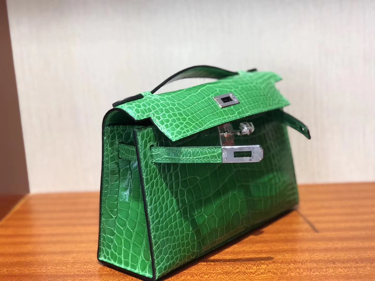 Hermès（爱马仕）Minikelly pochette 22cm Alligator shiny 亮面 1L 仙人掌绿 银扣