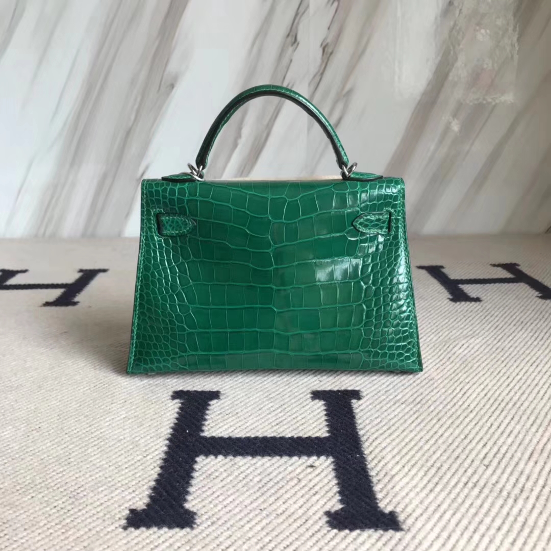 Hermès（爱马仕）Minikelly ll Alligator shiny 亮面鳄鱼 6Ｑ 翡翠绿 银扣