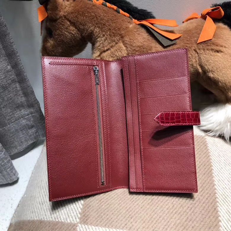 Hermès（爱马仕）bearn两折钱夹亮面鳄鱼皮（方块）F5 Bourgogne 勃艮第酒红 银扣 美洲鳄鱼