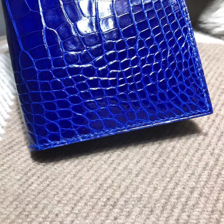 Hermès(爱马仕)Bearn两折钱夹 7T Blue Electric电光蓝 最经典的蓝色 银扣-拉尔森鳄鱼皮具定制 - 爱马仕包包官网 Hermès(爱马仕)Bearn两折钱夹 7T Blue Electric电光蓝 最经典的蓝色 银扣