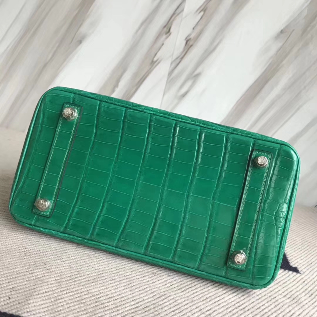 Hermès（爱马仕）Birkin25cm Crocodile shiny 亮面鳄鱼 6Ｑ 翡翠绿 银扣