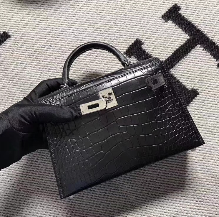 Hermès（爱马仕）经典黑银 mini 2代 美洲鳄鱼雾面 推荐首选