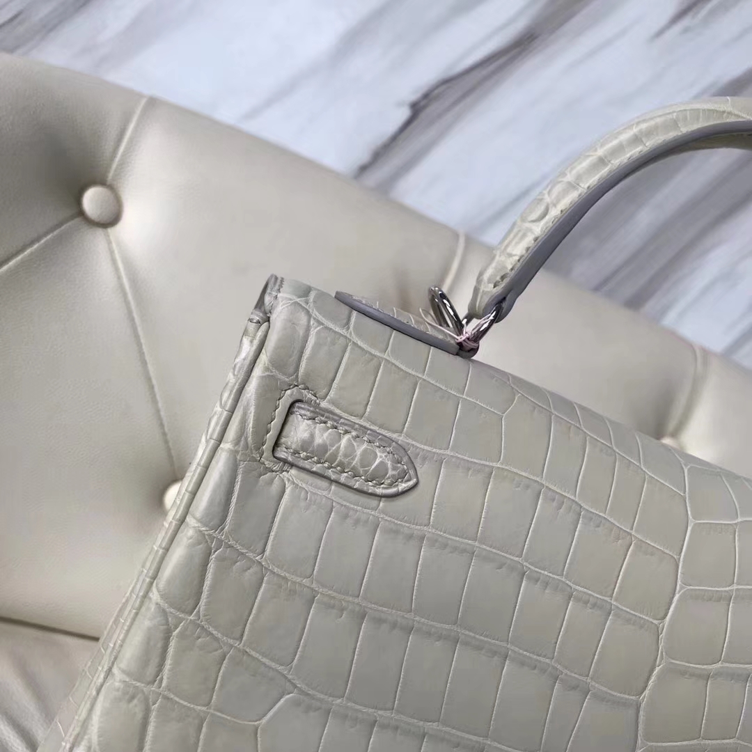 Hermès（爱马仕）Kelly25cm Crocodile matt 雾面鳄鱼 8L 奶油白Beton 银扣