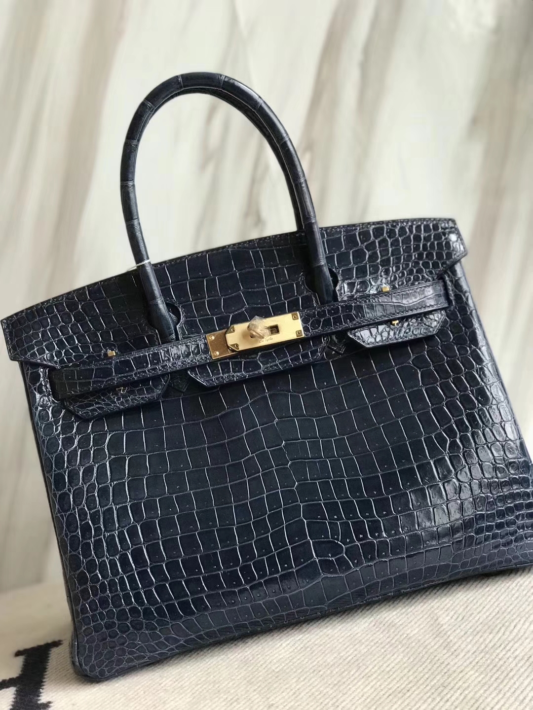 Hermès（爱马仕）Birkin30cm Porosus shiny 亮面澳洲湾鳄  N7 风暴蓝  金扣 现货