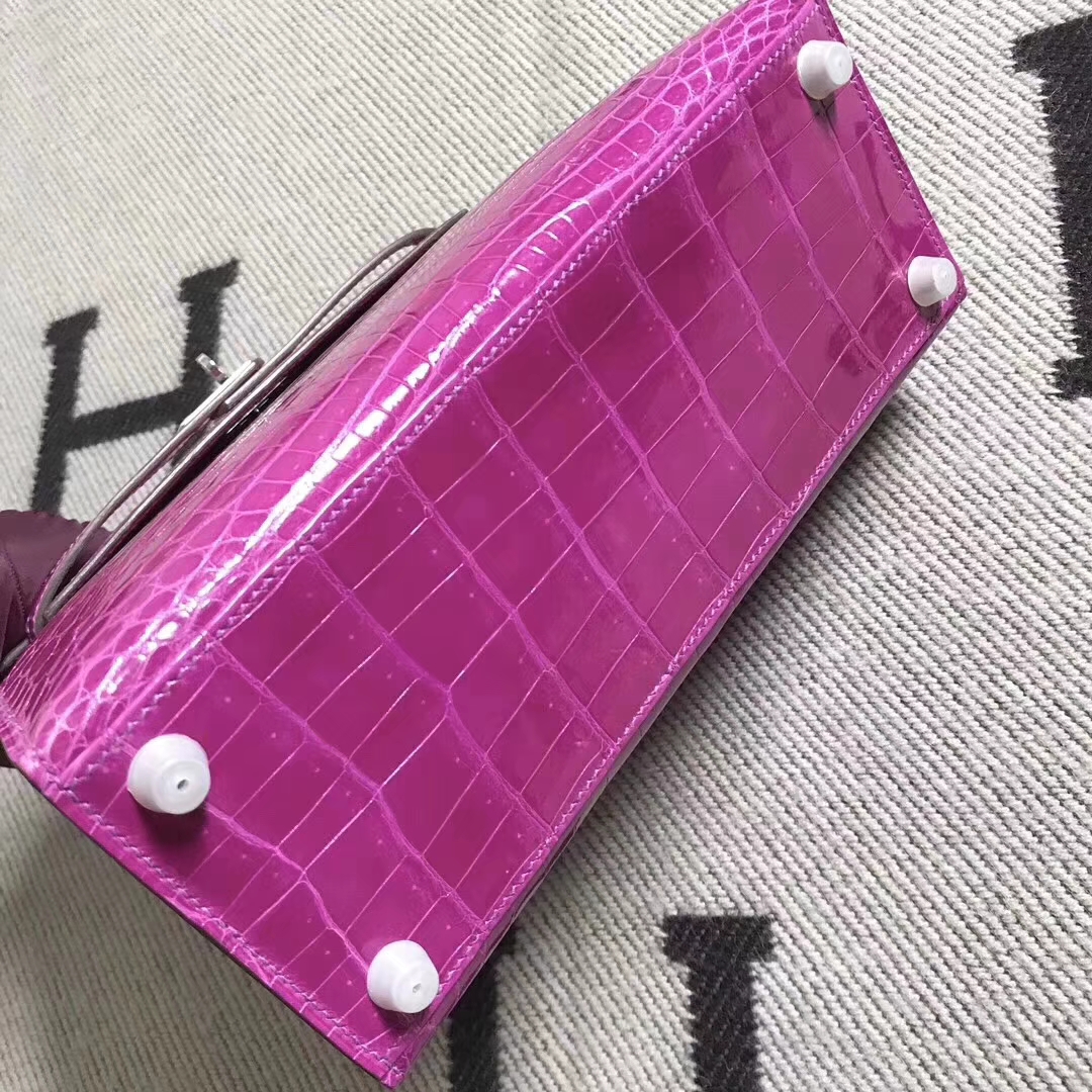 Hermès（爱马仕）亮面鳄鱼两点 kelly 25cm j5 天方夜谭紫,超级美