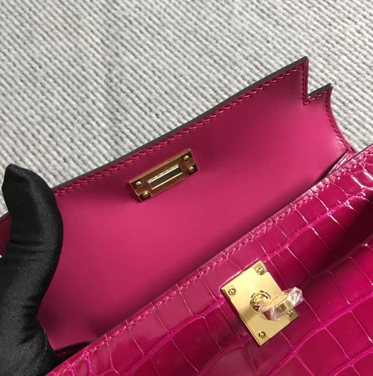 Hermès（爱马仕）Mini Kelly迷你凯莉包 美洲艳桃红 金扣 2代