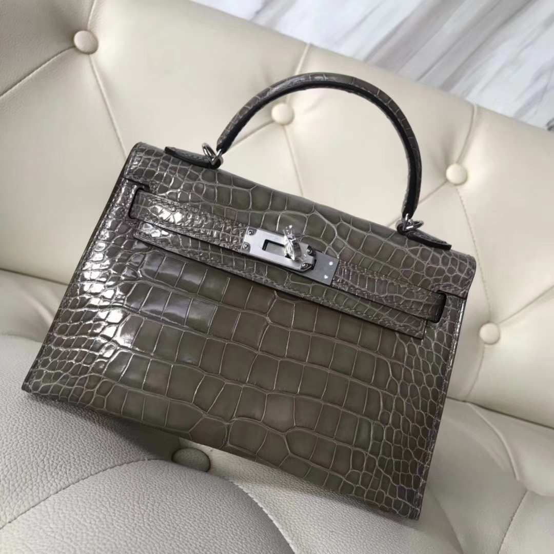 Hermès（爱马仕）Minikelly ll Alligator shiny 亮面鳄鱼 ck81 斑鸠灰 Gris T 银扣
