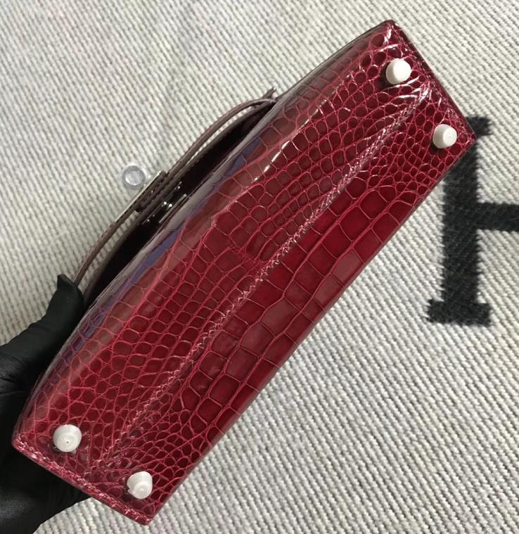Hermès（爱马仕）Mini Kelly迷你凯莉包 美洲深红色 银扣 2代