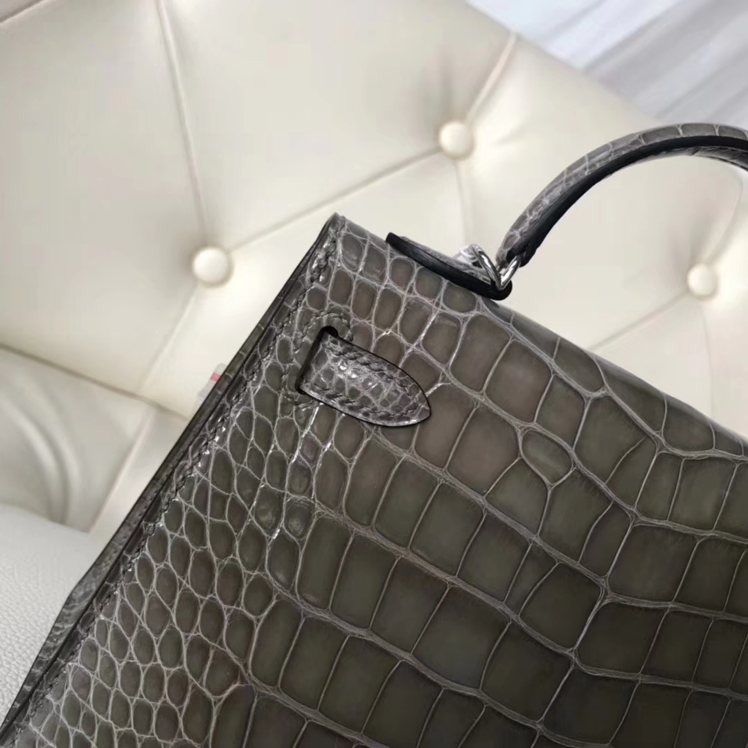 Hermès（爱马仕）Minikelly ll Alligator shiny 亮面鳄鱼 ck81 斑鸠灰 Gris T 银扣
