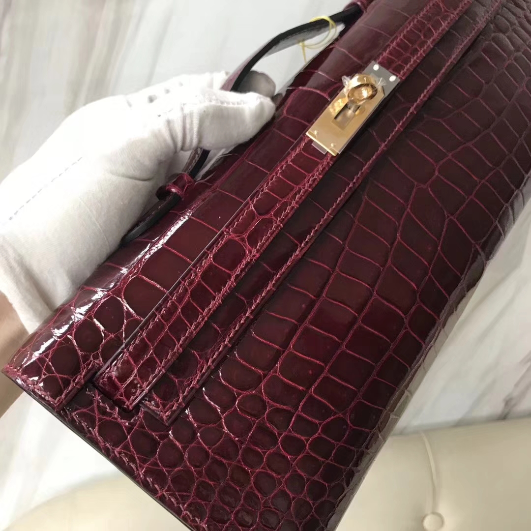 Hermès（爱马仕）Kelly cut 31cm porosus shiny 亮面鳄鱼 波尔多酒红 金扣