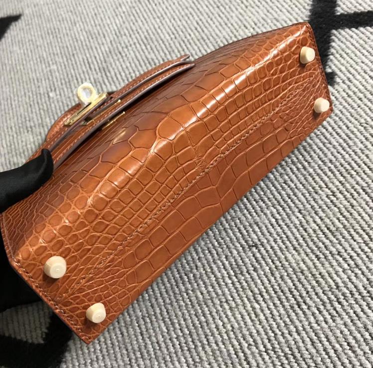Hermès（爱马仕）Mini Kelly迷你凯莉包 美洲浅棕色 金扣 2代