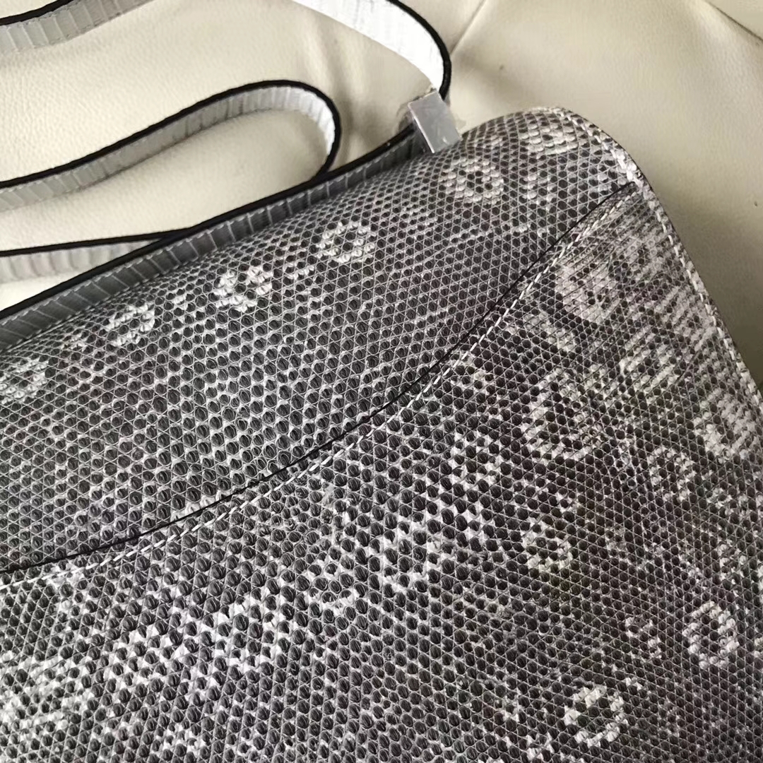 Hermès（爱马仕）Constance23cm lizard 进口蜥蜴皮 01自然色 蜡线全手工 银扣一枚[